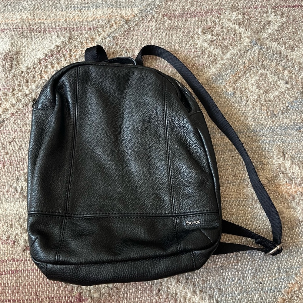 Vintage The Sak Black Leather Backpack Classic Design